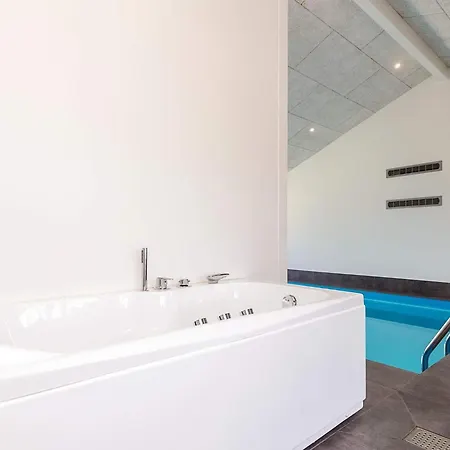 5 Star In * Hjørring